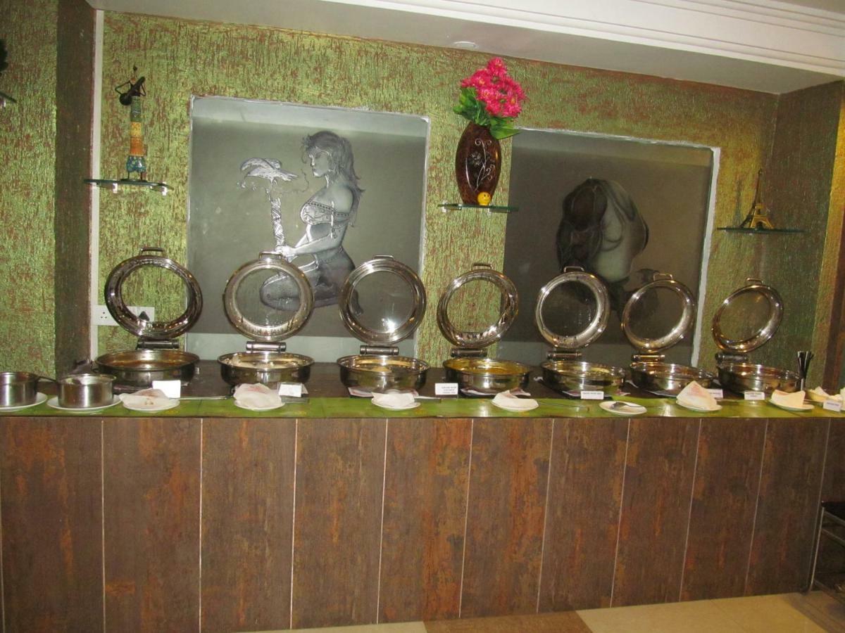 Hotel Radhika Regency Rourkela Exterior foto